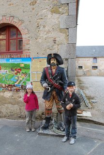Les Pirates débarquent au Chateau des Aventuriers d'Avrillé le dimanche 24 juillet