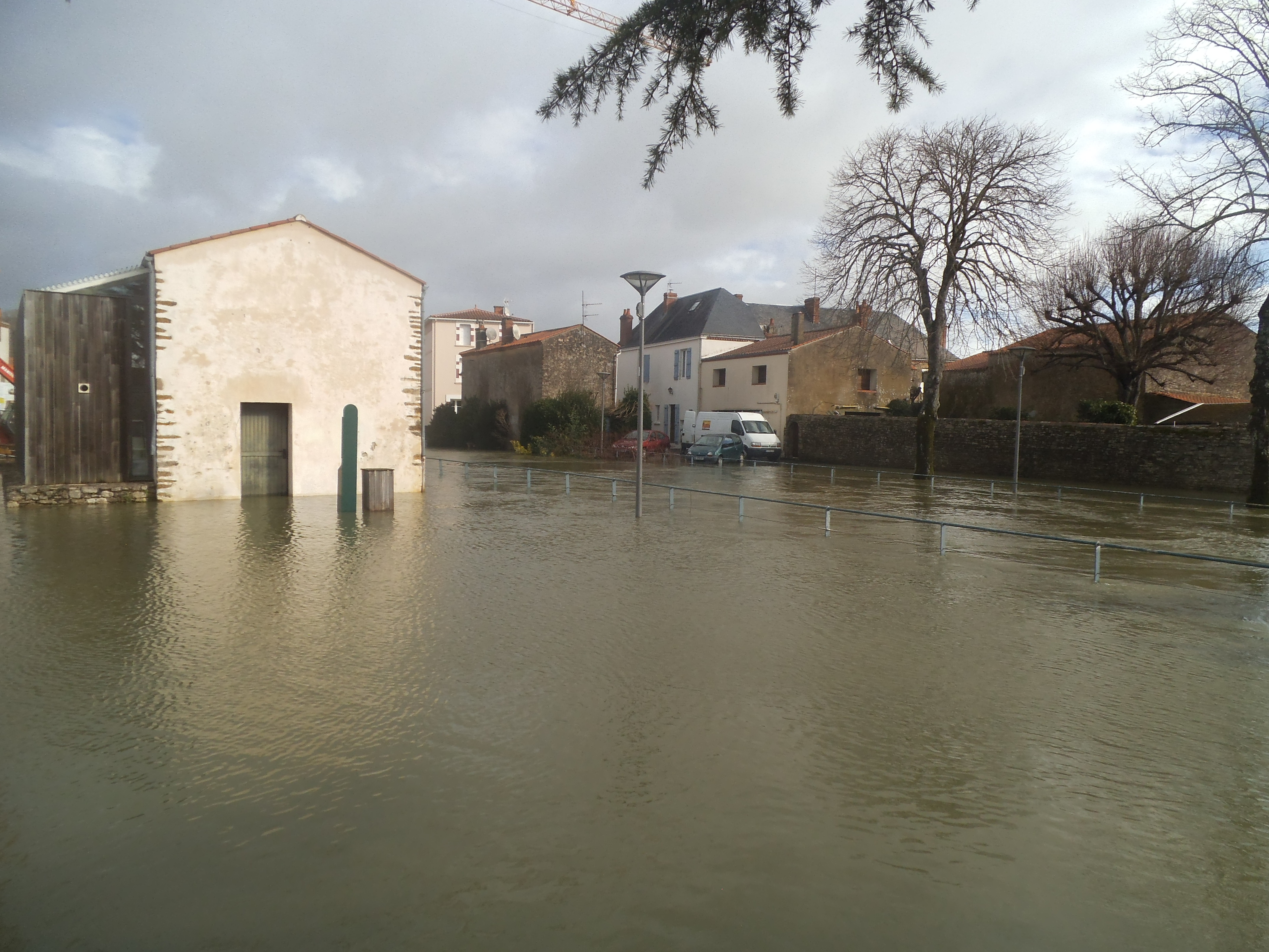 La bibliothèque sous les eaux  jeudi 13 février 2014