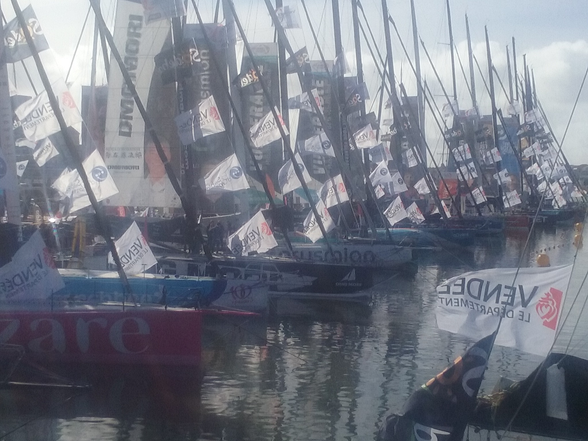 Vendée Globe: inauguration pluvieuse inauguration heureuse